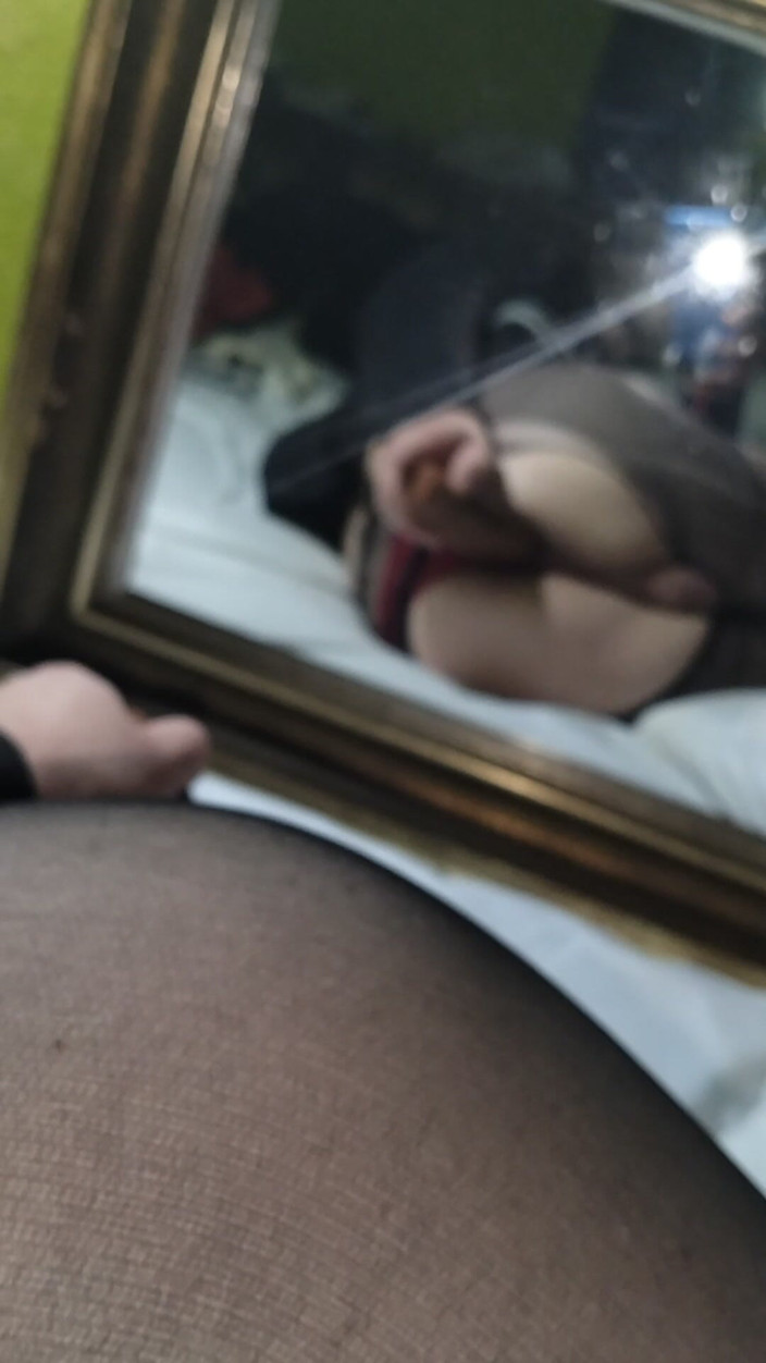 Makeafag: My Cute Virgin Butt in Stockings