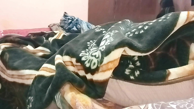 Janvibhabhii: După sărbătorirea aniversării, soțul s-a distrat foarte mult noaptea