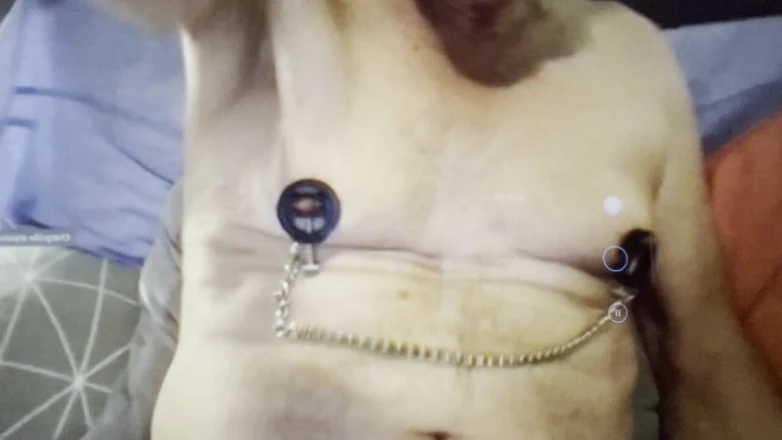 Mitchie: Трансляція на каналі my jerk n' jizz - частина 1-3