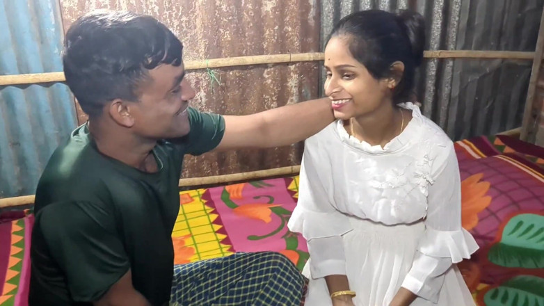 Easypron: Fete sexy din satul indian Pronita sex cu soțul său
