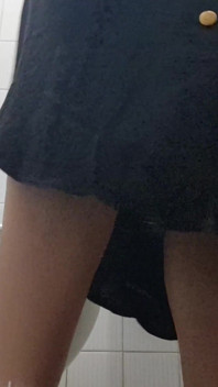 Küfr Dolu Kamu Tuvaleti