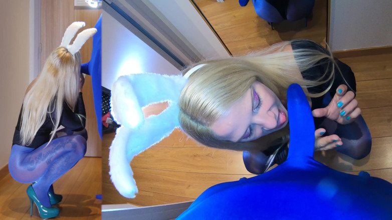 Nylon Xtreme: Caroline de Jaie Anal with bunny black leotard Pantyhose