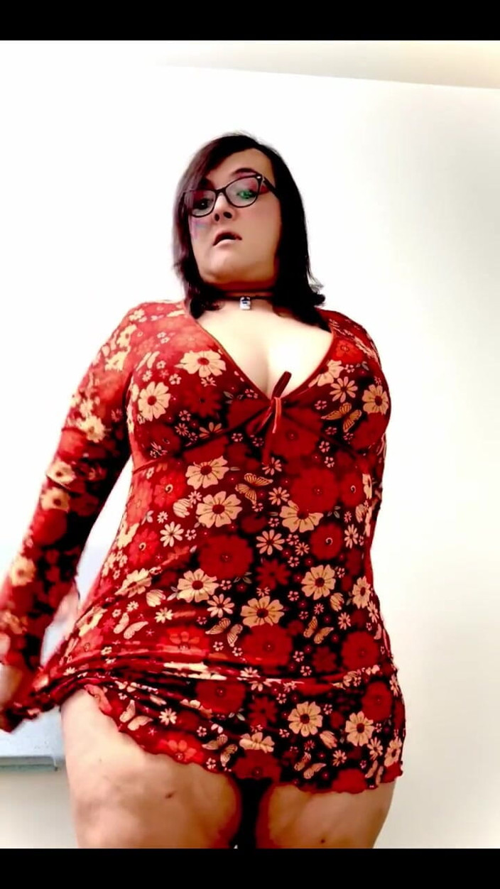 Christi Cream Cake: Come Get Dressed