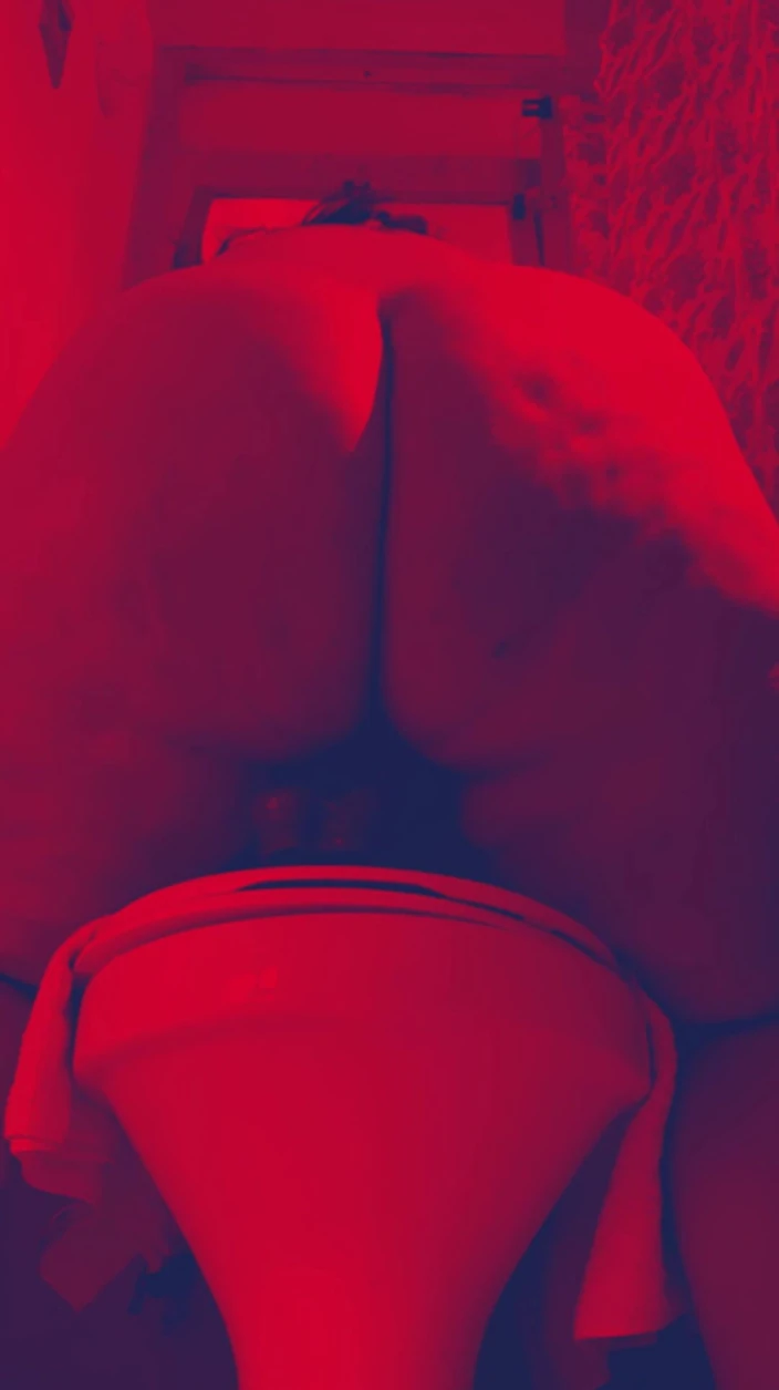 Huge Ass Shaped BBW Ass Dominant Hips Search Dominant