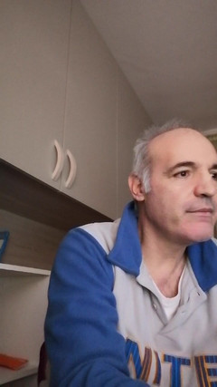 Setesesso7: A Long Cumshot on a Skype Video Call with a...