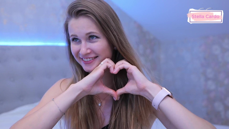 Stella Cardo: Das sexieste Loch auf dem Gelände