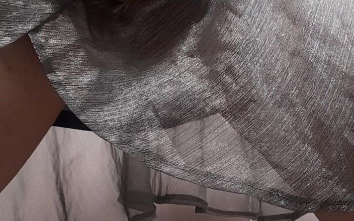 Naomisinka: Crossdresser Piss och sperma på allmän toalett
