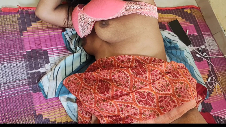 Mumbai Ashu: Fratele vitreg a futut-o pe sora vitregă indiană frumoasă soră...