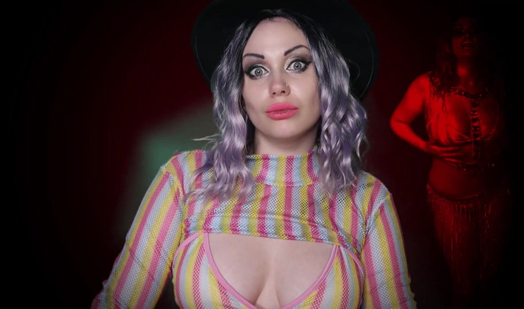 Goddess Misha Goldy: Wąchaj butelkę i masturbuj się moimi idealnymi dużymi! JOI