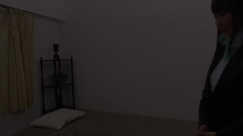 Caribbeancom: Belleza asiática nena ama el esperma en su coño peludo