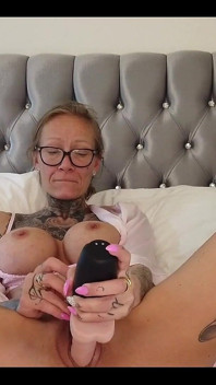 Thrusting Dildo Fun