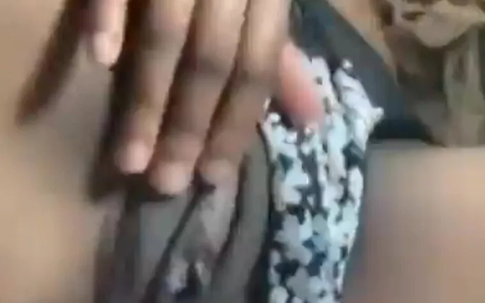 Barqueen: Watch Earthquake Pussi Cum Hard