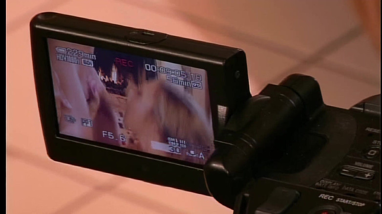 Vintage Classic: Si jalang blonde panas dikongkek keras oleh teman lelakinya yang...