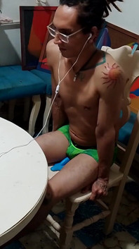 Wiggle on the Dildo: Raba Erre Elle