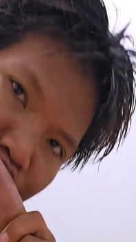 Blowjob dan pancutan mani bangun - Jesse Asia
