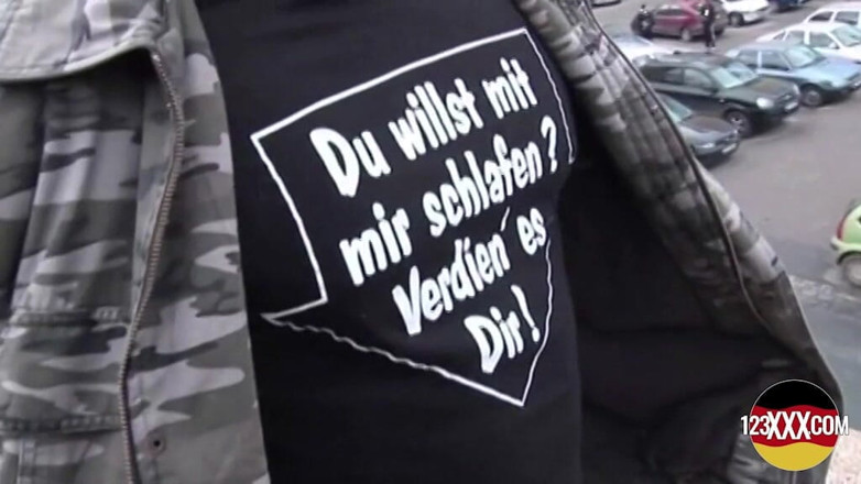 123XXX - Fucked Amateurs in Germany!: Una ragazza a caso rimorchiata e prende lo sperma caldo...