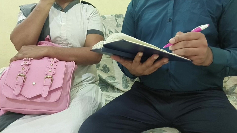 Mumbai Ashu: Indisk Collge Flicka Hardsex i hemlagad hindi rollspel