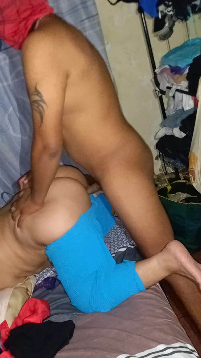 Eatrella j: Spiderman Home Movie with Girlfriend