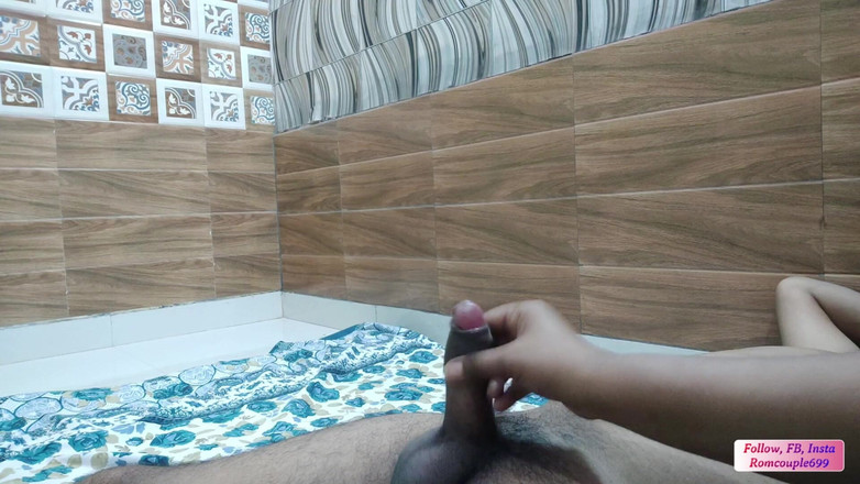 Romentic Couple69: 女朋友吮吸我的阴茎