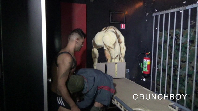 Bareback porn made in France: Big Gangbang Dan Sun Cruising Dr. Asmterdam