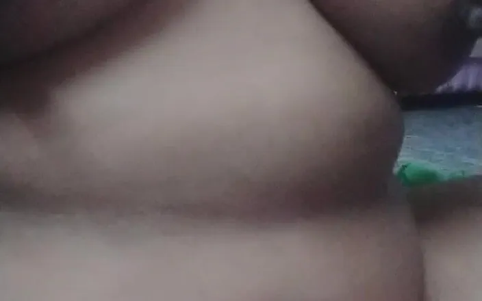 Rizwana begam: Hot boob sucking lick