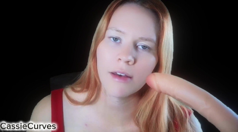 Cassie Curves: Die lippen deiner ehefrau
