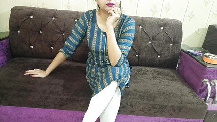 Saarabhabhi6: Sucia casera entrena a su inquilino para irse