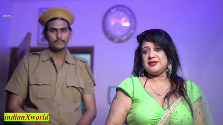 Indian Xshot: Hermosa Chica Hace Sexo Repentino Con El Guardia Del Hotel!...