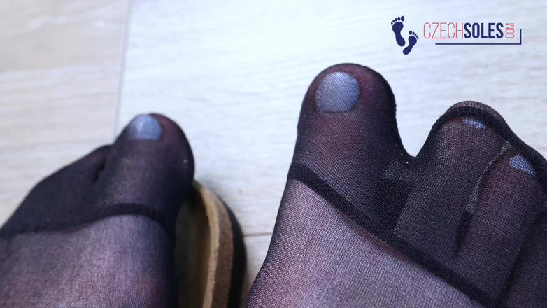Czech Soles - foot fetish content: Picioarele ei nu se vor opri din creștere