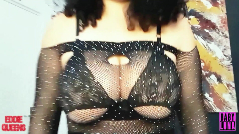 Babyluna939: Latina tetona se folla a su sugar daddy en el...