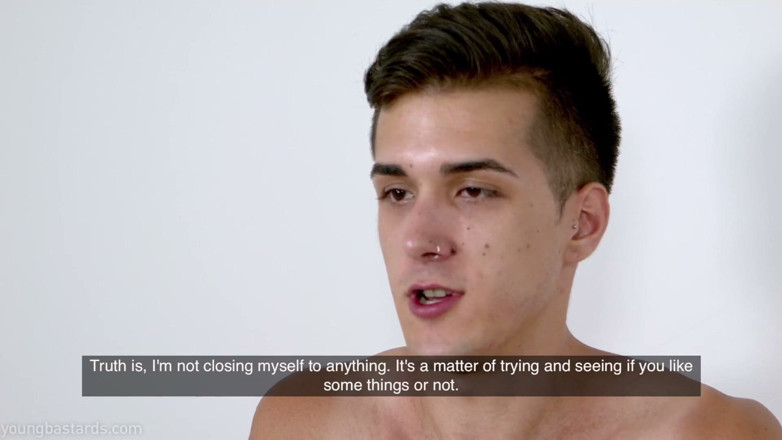 Young Bastards: Interview Adan Burn // Extra Bonus //