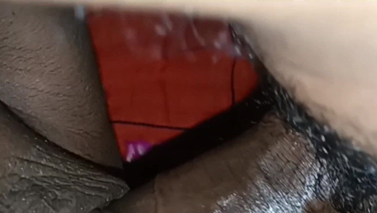 Monik18 studio: Real pequena meia-irmã e grande meio-irmão hardcore sexo em hindi...