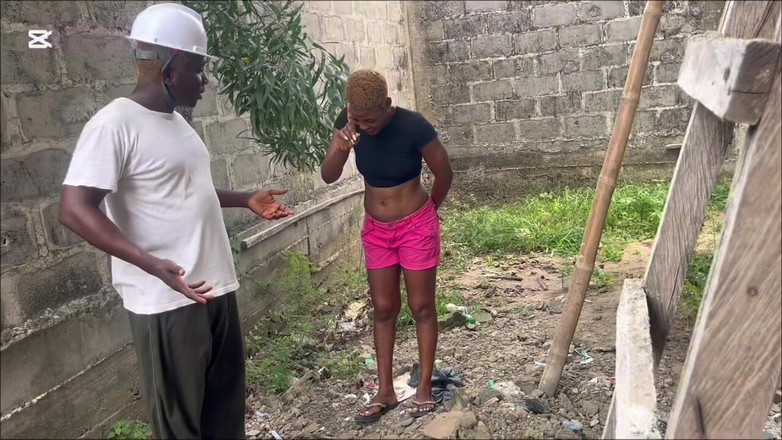 Prettypussy102: Site yöneticisini sikiyor