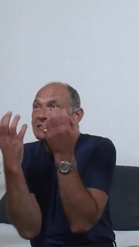 Milf sul cazzo maturo... Terapia del sesso a tre