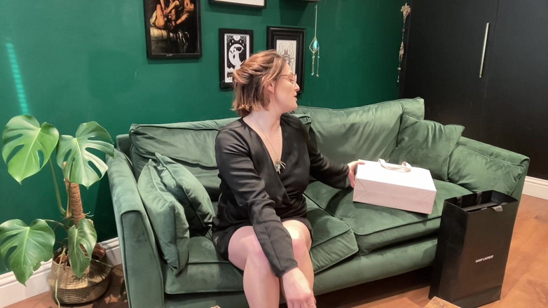 Countess diamond: Findom zátah bot