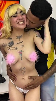 The black guy went to fix my intercom and fucked me in the hair