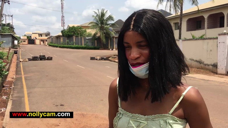 NOLLYCAM AFRICA: Hon missade sin väg och kom för att be om...
