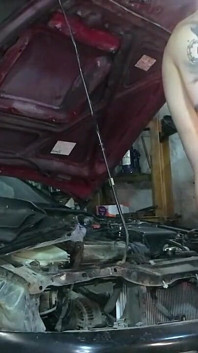 Seksi tamirci Vilu Vidish Toyota Ae101 ile sikiliyor