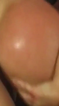 Tetona rubia milf chupa y se extiende para palpitante polla