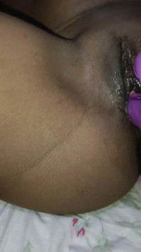 I Playng with My Litle Black Wife Pussy Until Cum