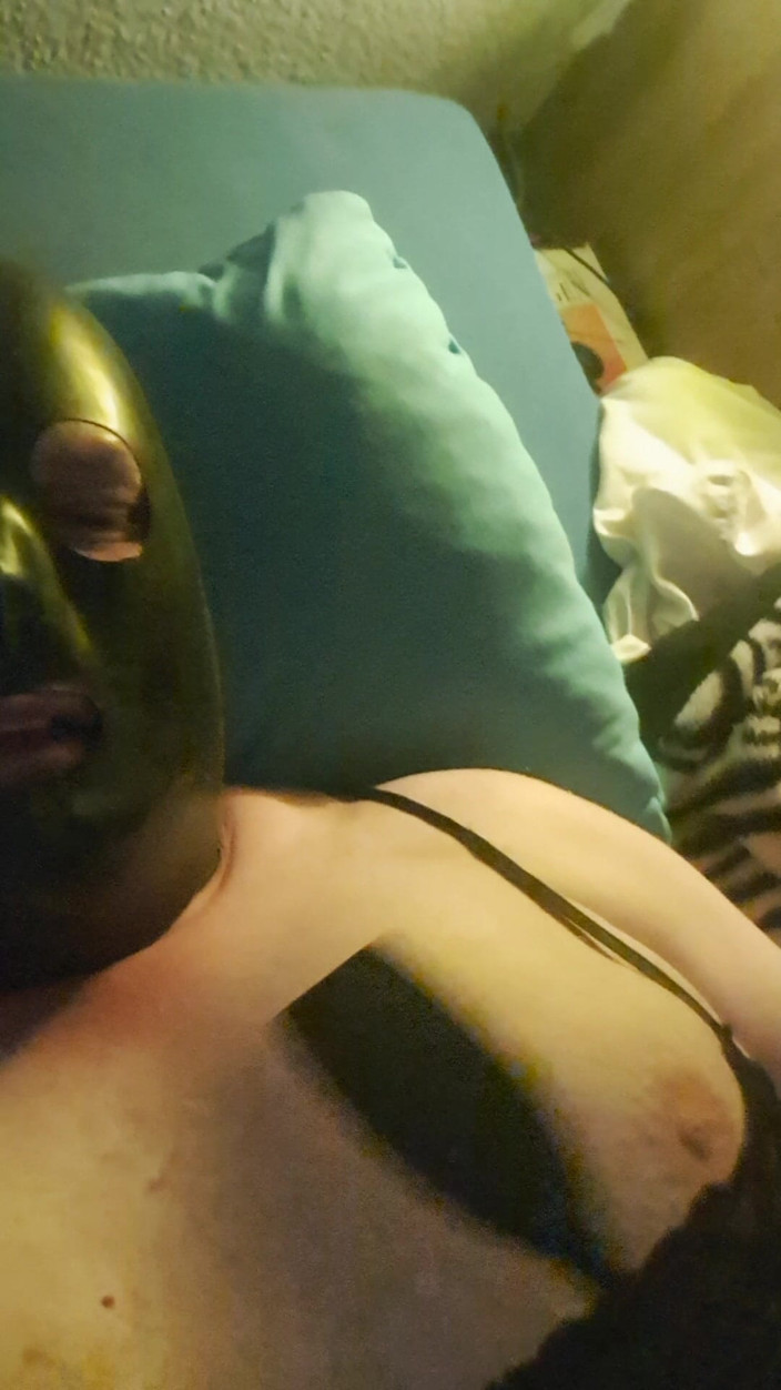 Fickspecht: Eine Unartige Sissy Schlampe...