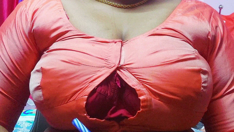 Desi Mohini: Cô giáo nóng bỏng làng Desi làm tình tại nhà