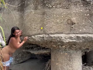 I Found a Horny Latina in the River and I Enjoy Fucking Her