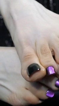 Mesmerizing Iridescent Nails Arabian Foot Worship