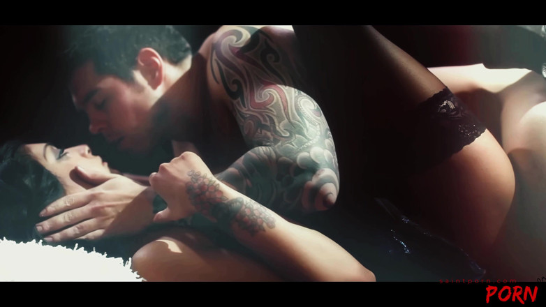 SaintPorn: 흑인 대물 자지에게 따먹히는 핫한 밀프