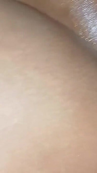 Gran culo de madrastra toma polla del joven chico indio - parte 2