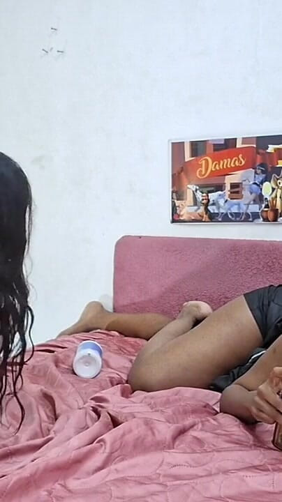 Jasmine Santanna: 隣人に電話して、私がお尻に侵入しているところを見た