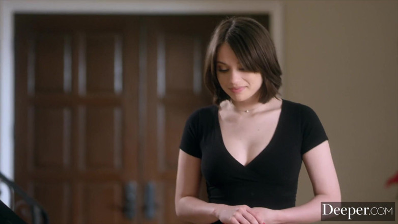 Deeper: ดีเปอร์. สาวใส่เข็มขัด貞操เรียนรู้วิธีเป็นสุนัข