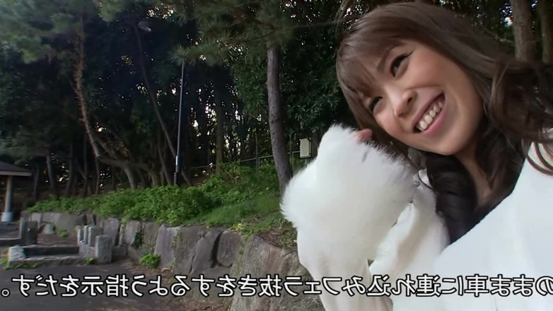 JAPAN IN LOVE: ฉากสาวเอเชีย Vicious 1: สาวญี่ปุ่นขนดกเซ็กซี่ในชุดบิกินี่เย็ดจัดหนักในรถ
