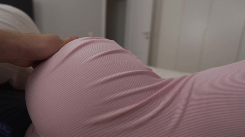 Skye Wood: 오늘 내 가장 친한 친구가 처음으로 내 침대를 공유했고 이것이 무슨 일이 일어났는지 ...